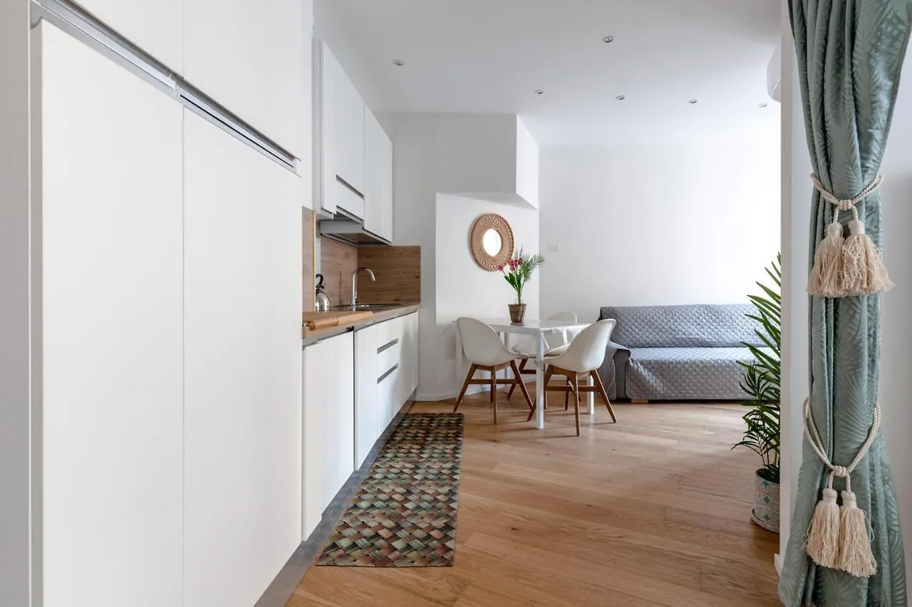 Fully Furnished Apartment-Treviso Center