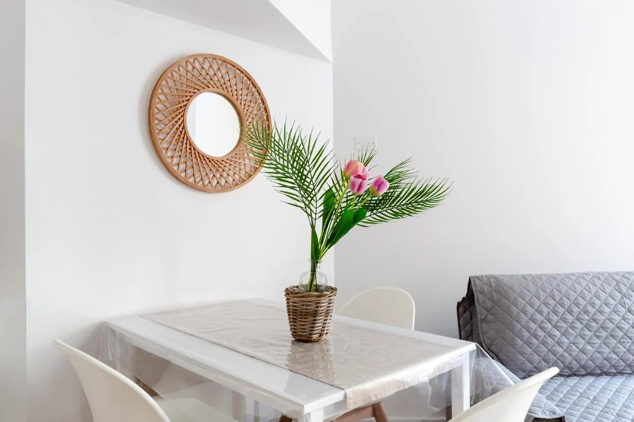 Fully Furnished Apartment-Treviso Center Apartment
