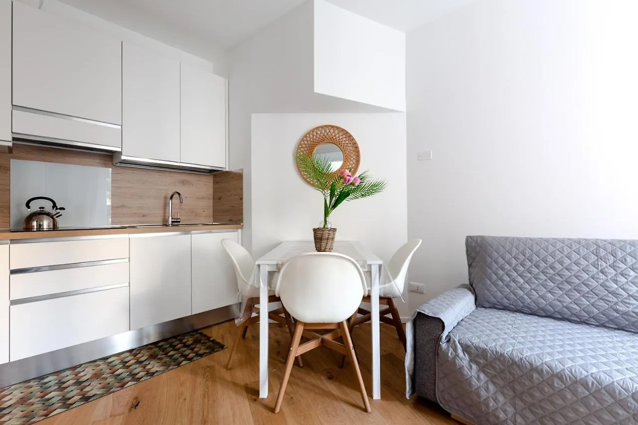Apartment Fully Furnished Apartment-Treviso Center